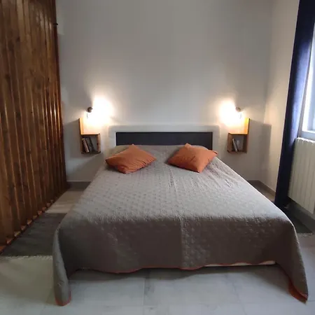 Nikolena Rovinjsko Selo